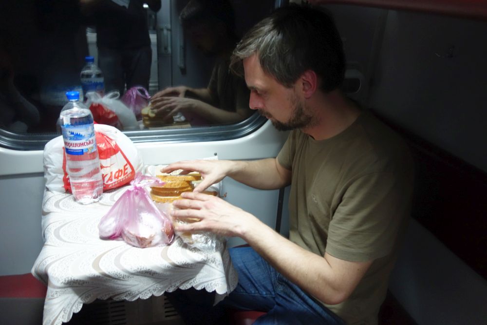 Abendessen im Zug kann sooo romantisch sein
